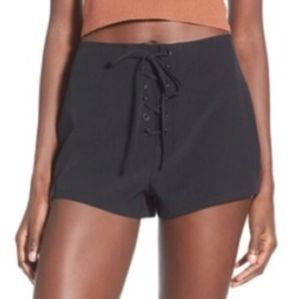 Leith Black Lace Up Short